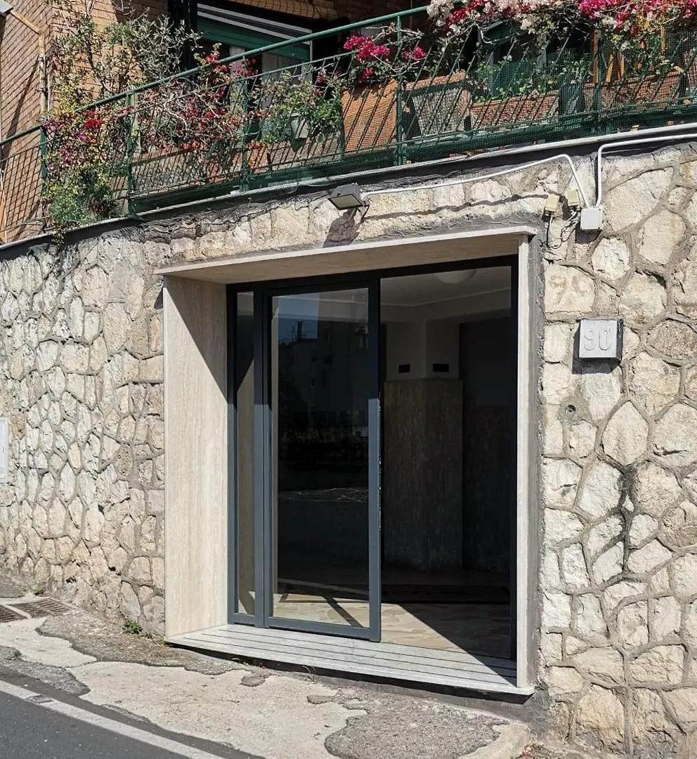 Comola90 Guest House Naples Italy